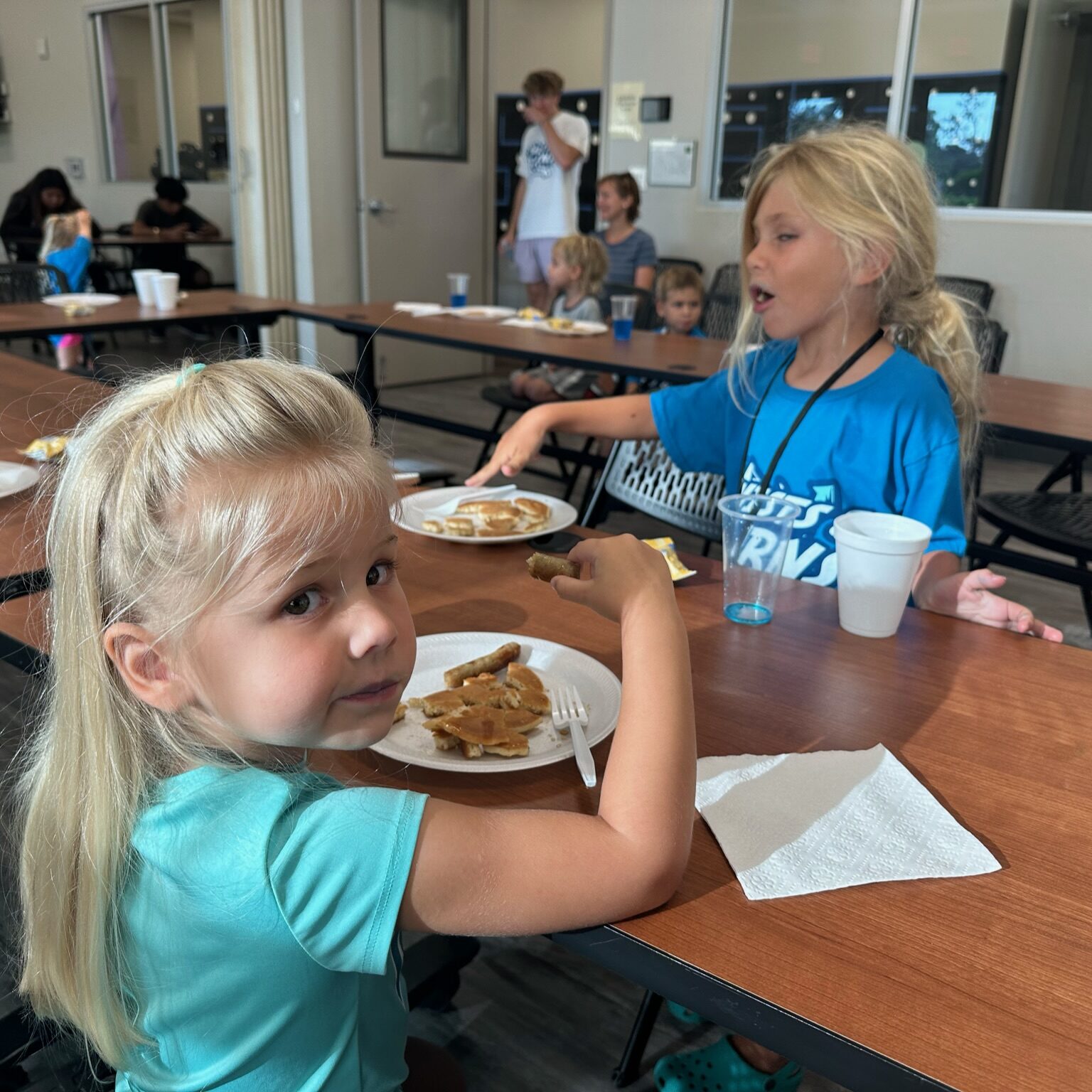 4D514907-1223-4D4B-BAC4-1065F4D68791